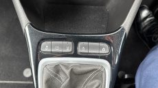 Vauxhall Crossland 1.2 Design 5dr Petrol Hatchback